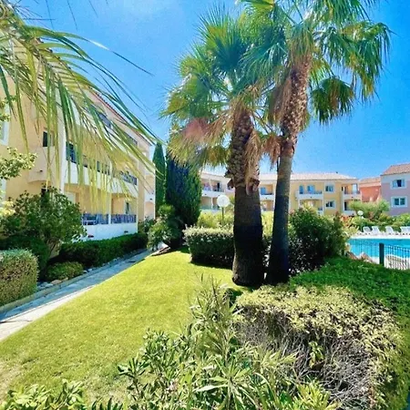 Baie Saint Tropez Appt Standing 4 P Апартаменты